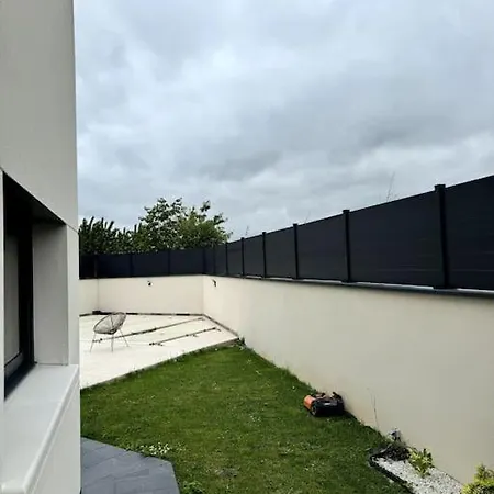 Belle Maison Avec Piscine Chauffee Sans Vis-A-Vis Caudebec-les-Elbeuf Extérieur photo
