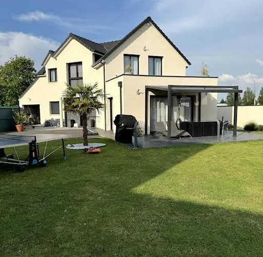 Belle Maison Avec Piscine Chauffee Sans Vis-A-Vis
