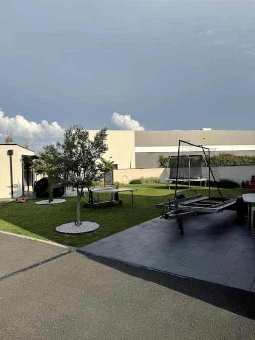 Belle Maison Avec Piscine Chauffee Sans Vis-a-vis Hébergement de vacances Caudebec-les-Elbeuf
