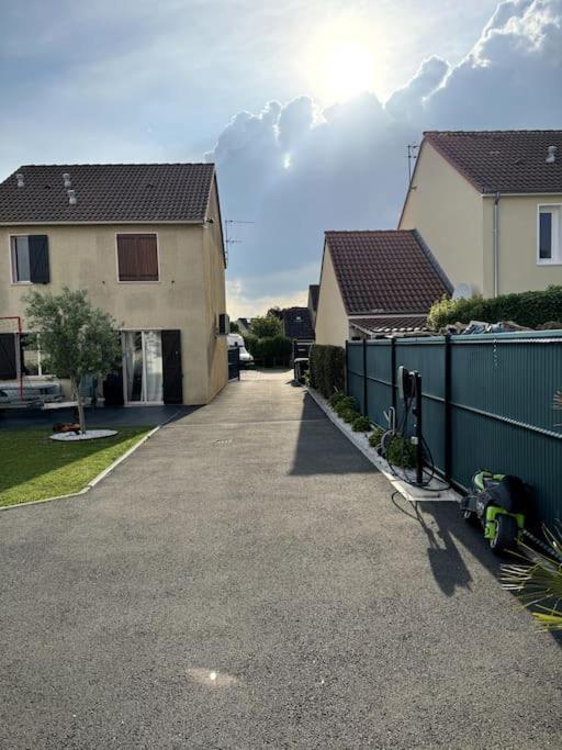 Belle Maison Avec Piscine Chauffee Sans Vis-a-vis * Caudebec-les-Elbeuf